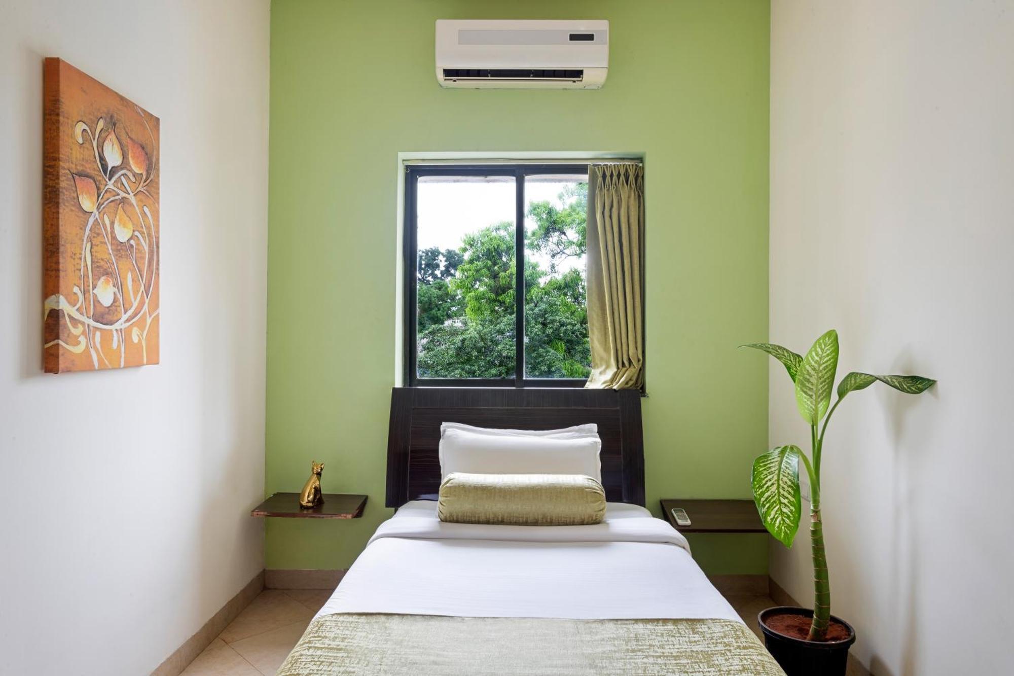 Royale Assagao Resort - Near Vagator Beach Mapusa Exterior photo